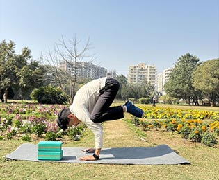 Bakasana (Crow Pose) in nature